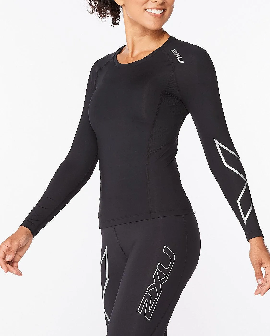 2XU Core Long Sleeve Women's Compression Top (Black/Silver)